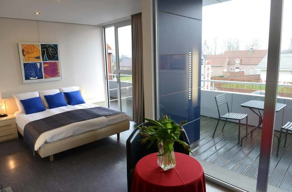 Hotel Vijfwegen Roeselare Esterno foto