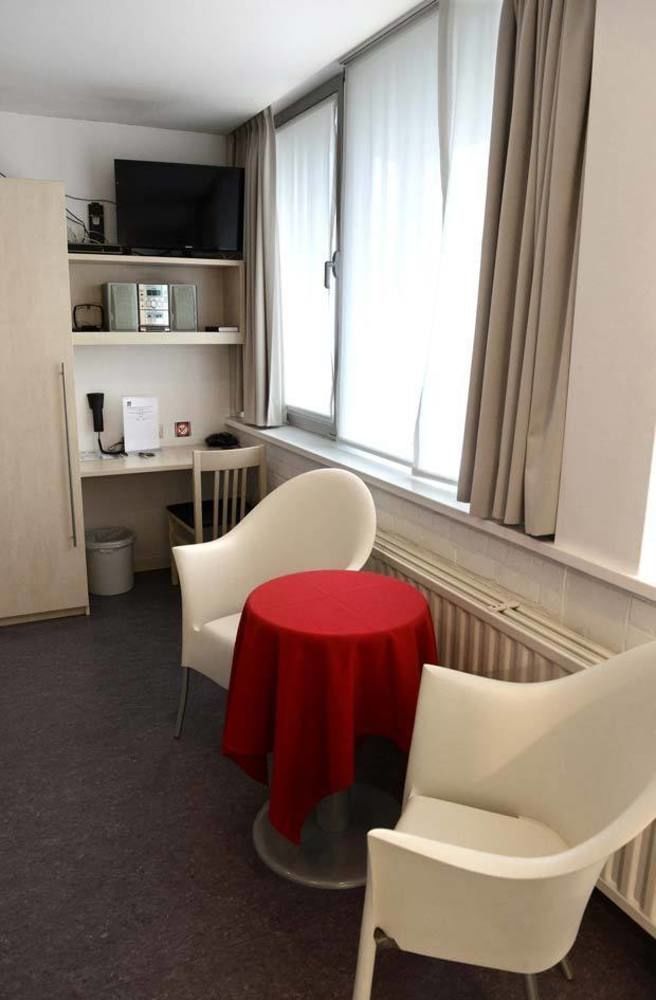 Hotel Vijfwegen Roeselare Esterno foto
